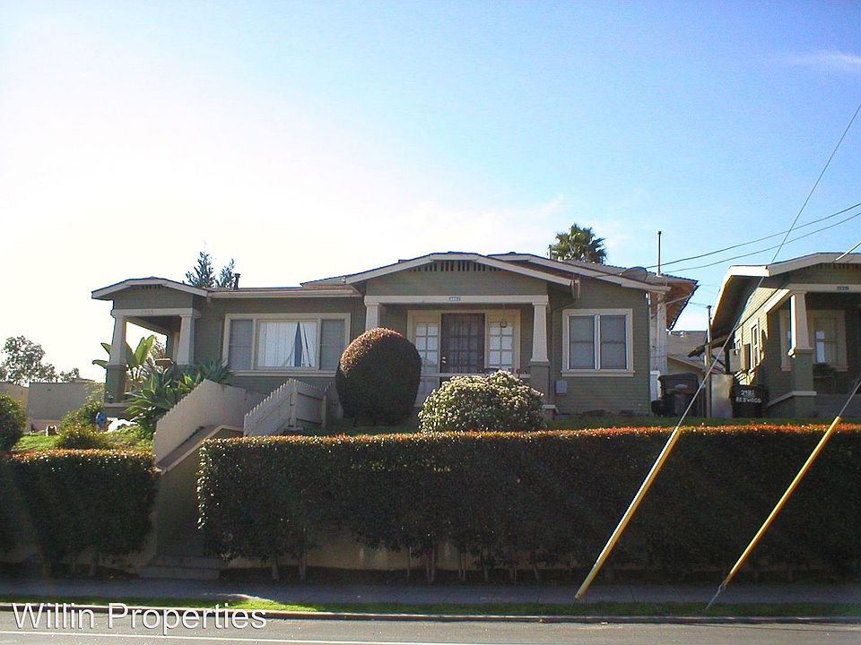 1st image of 2983 Redwood St