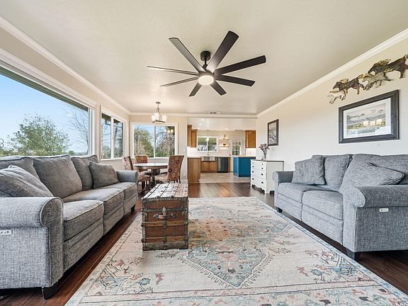 5th image of 19690 Harp Rd