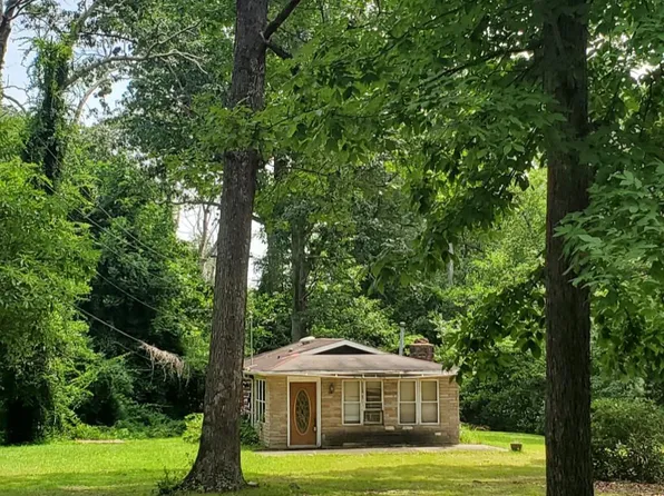 7947 Oak Rd, Pasadena, MD 21122