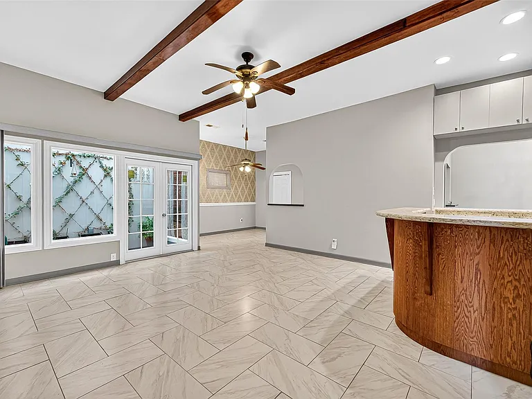 15068 Kimberley Ct — Photo 32