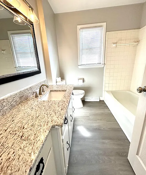 1401 Perkins Ln #B — Photo 6