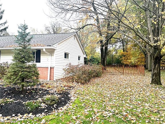 3rd image of 6730 Eastgate Dr
