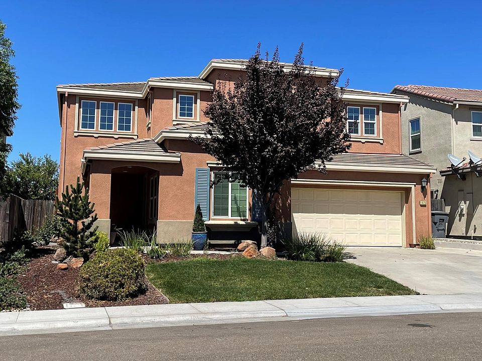 1st image of 1425 Skibbereen Way