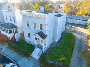 16 Raymo St, Albany, NY 12209