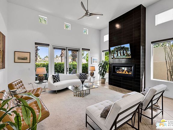 2nd image of 3041 Twilight Ln