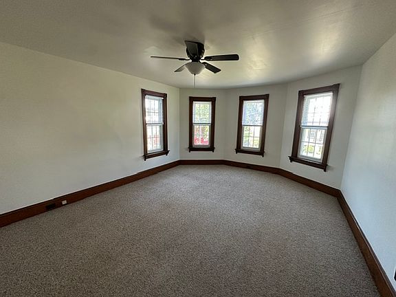 5th image of 50 W Cherry Rd