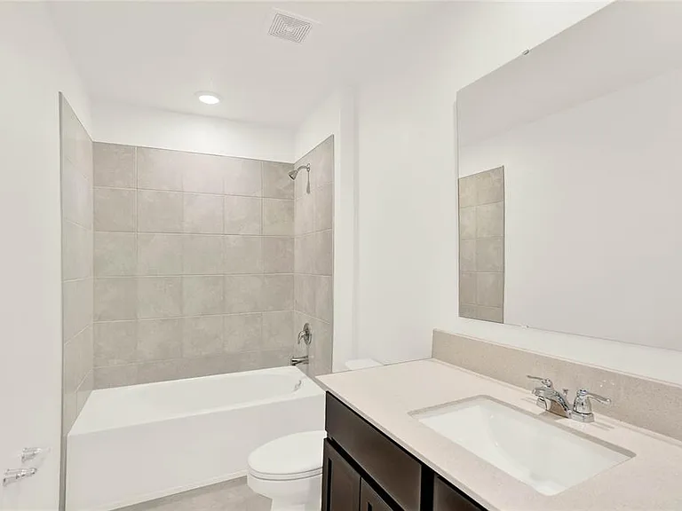 517 Bell Prairie Cir — Photo 30