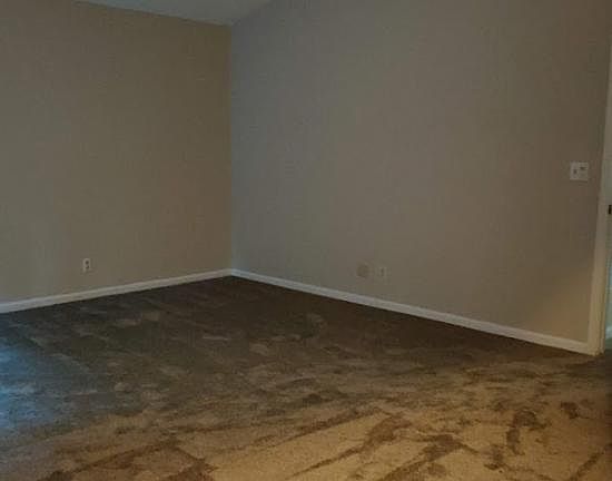4th image of 347 Redwood Dr