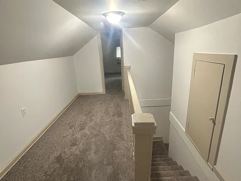 613 Moreland Ave — Photo 9