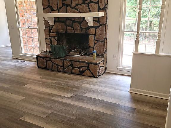 2nd image of 604 Kirkwood Dr