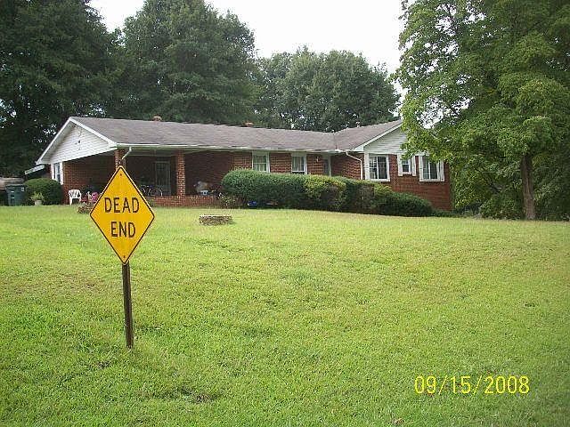 1st image of 30 Beechwood Dr
