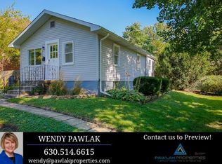 139 S Park St, Westmont, IL