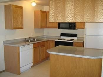 2nd image of 1203 SW Higgins Ave APT L
