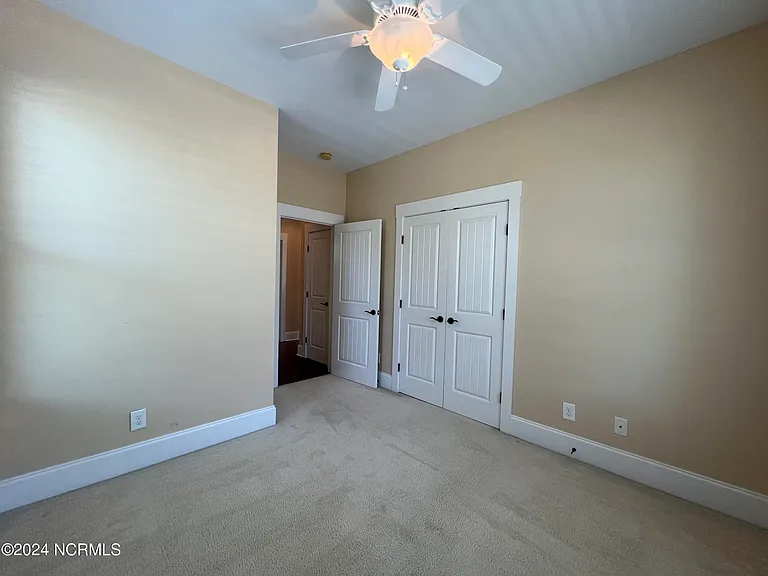 1211 Daisy Ct — Photo 26