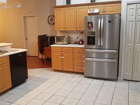 4th image of 25315 SW 19th Ave