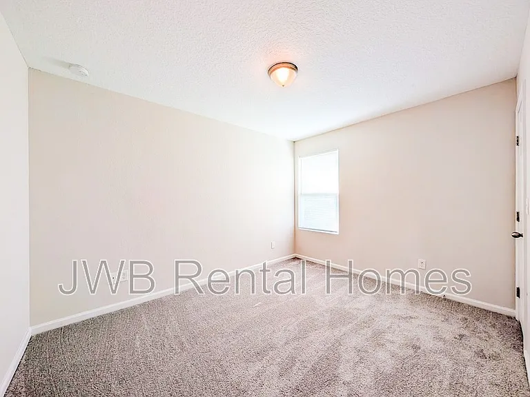 8630 Buttercup St — Photo 7
