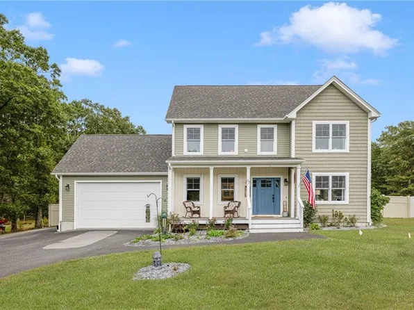 93 Harbor Ridge Ln, Tiverton, RI 02878