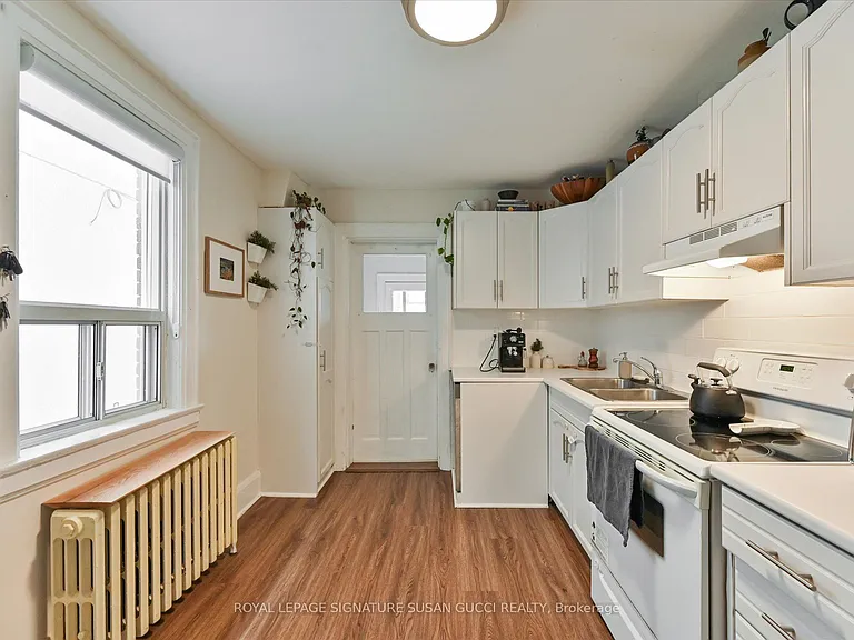 31 Lesmount Ave — Photo 13