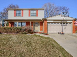 30315 McGrath Dr, Warren, MI 48093