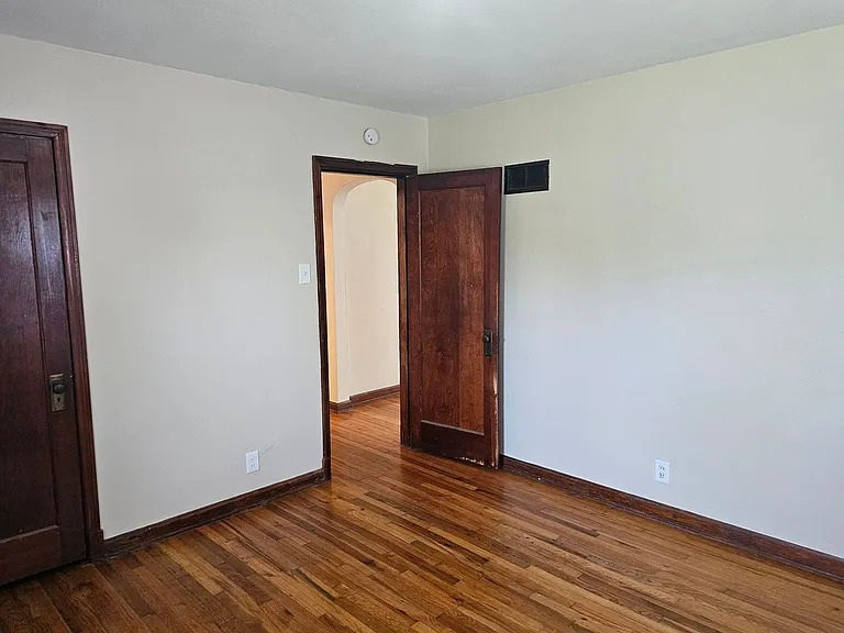 1636 Quendo Ave — Photo 18