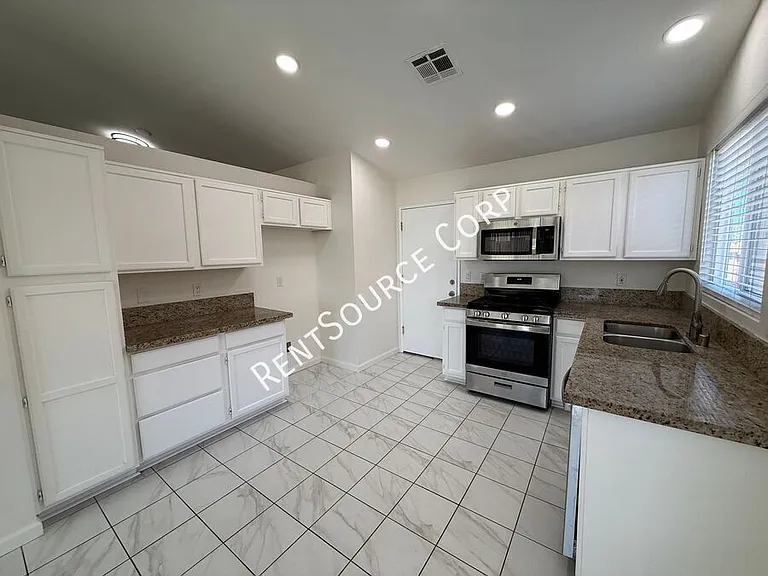 2240 Westpark Dr — Photo 8