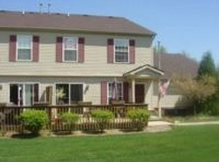 825 Oakwood Dr, Howell, MI 48843