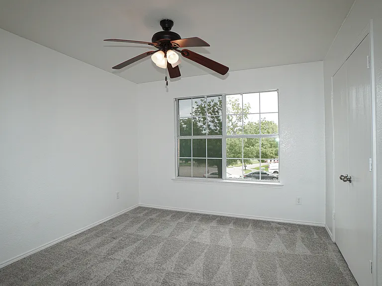 4006 Collin Ct — Photo 15