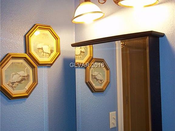 5th image of 3012 Piedmont Ave #0