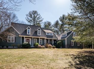 235 Ledgewood Dr, Hanover, MA 02339