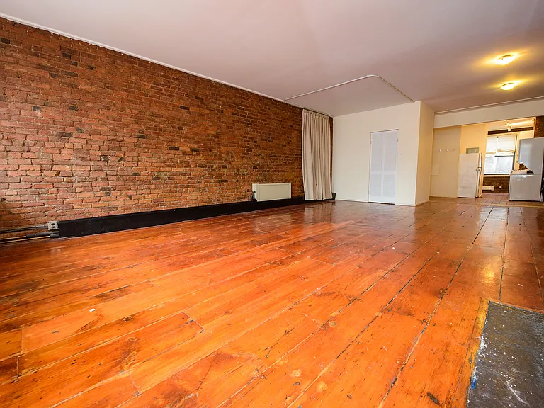 154 8th Ave #3 — Photo 9
