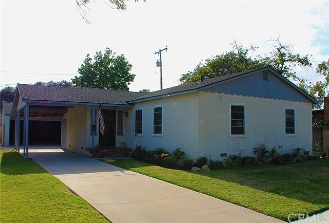 2nd image of 2537 Zandia Ave