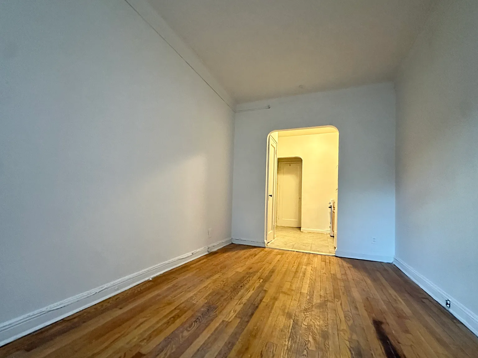 352 East 85th Street — Photo 2