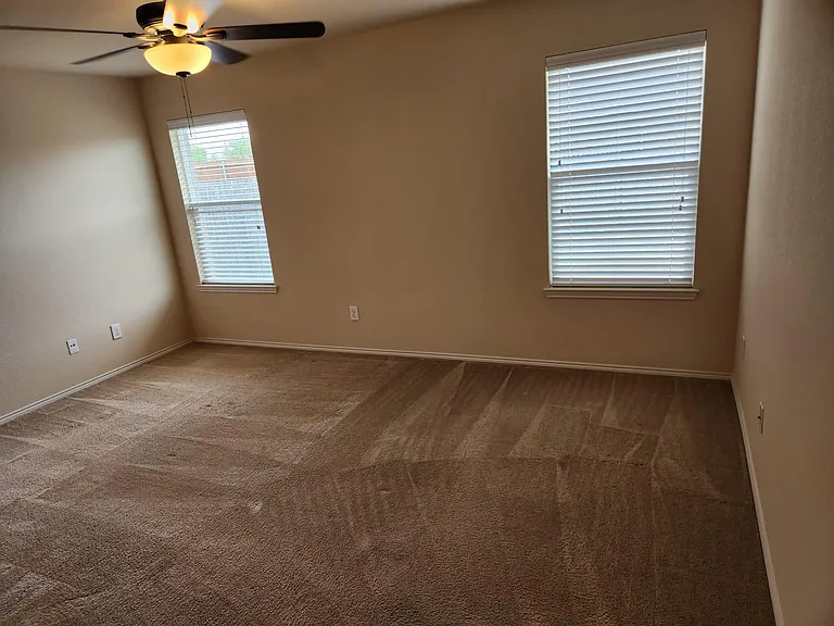 5716 Talons Crest Cir — Photo 16