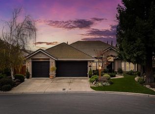 38 River Pointe Cir, Lodi, CA 95240