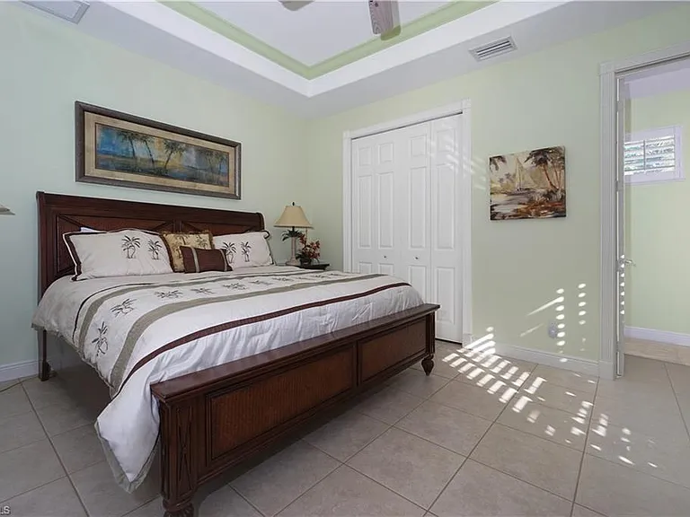 5065 Kensington High St — Photo 13