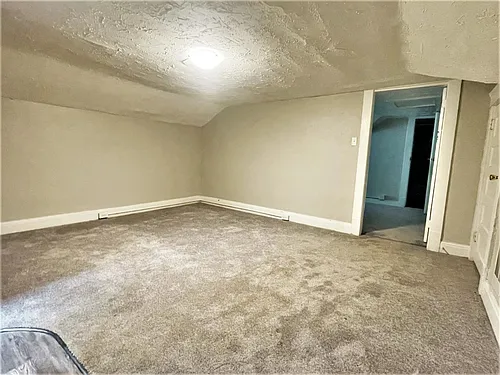 2304 E 5th Ave #2 Photo 1