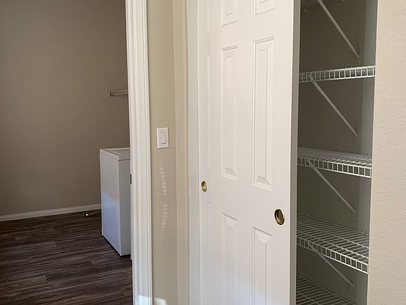 2nd image of 5988 Lamotte Ave