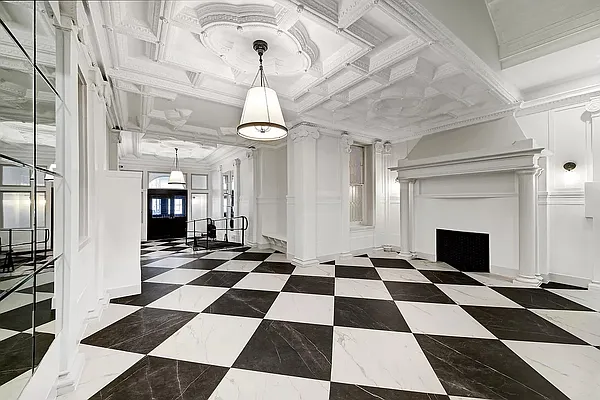 Rented by Bond New York | media 34