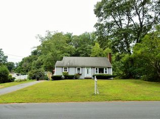 84 Cedar Ln, Halifax, MA 02338