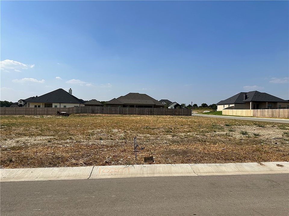 1st image of 10201 Charmwood Dr