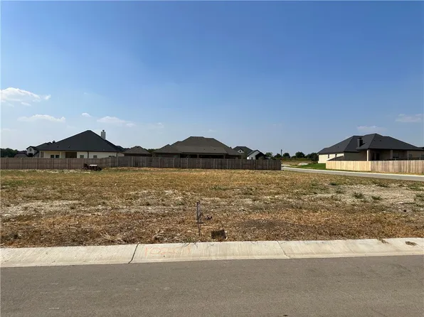 10201 Charmwood Dr, Waco, TX 76712