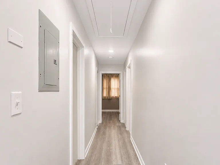 133 Pearsall Ave #4 — Photo 1