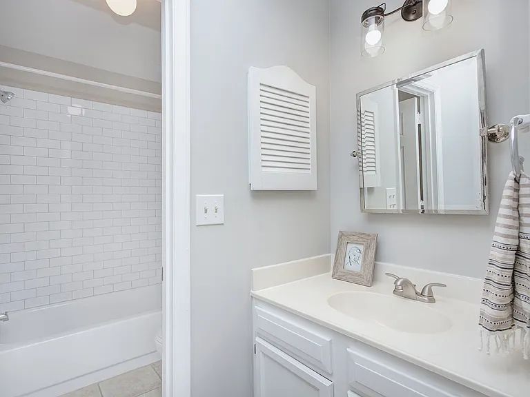 8268 Golf Ridge Dr — Photo 21