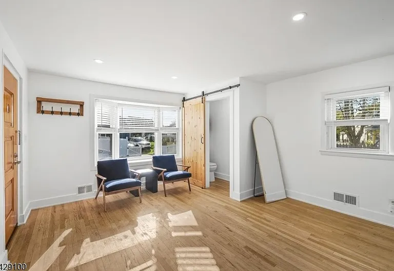 543 Springdale Ave #1 — Photo 3