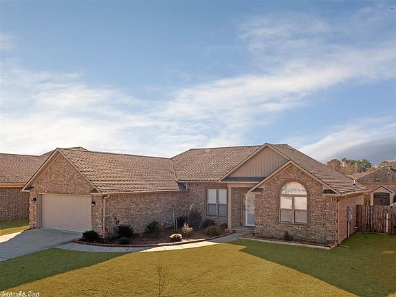 3rd image of 1001 Puritan Dr