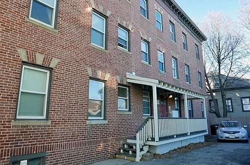 3rd image of 19 Harbor St Unit 6