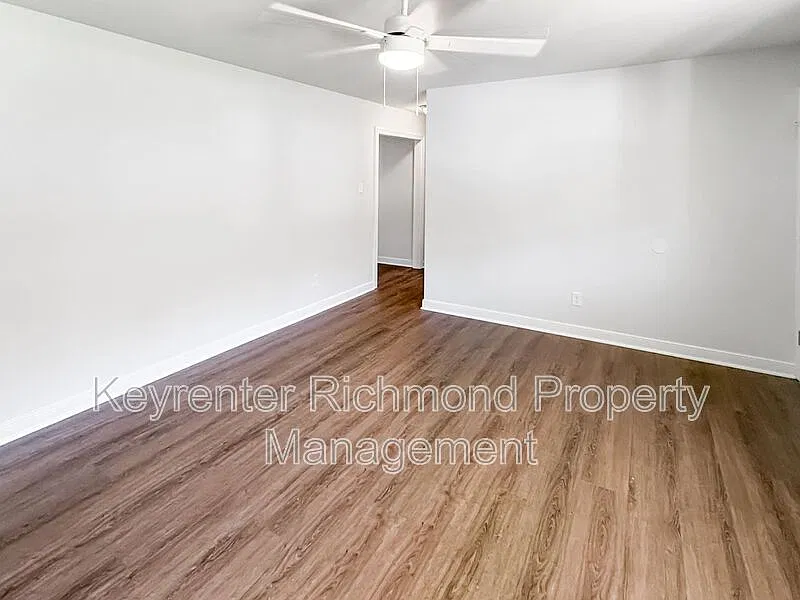 3 bed, 1.5 bath, 1404 sqft, $1,950 — Photo 4