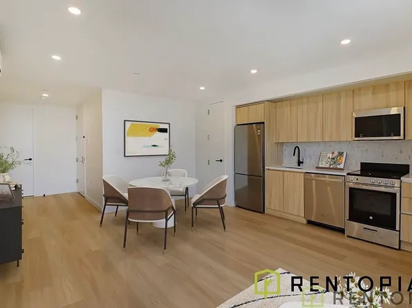 1010 Pacific Street image 2 of 27