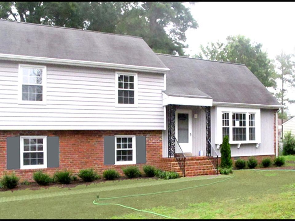 1st image of 1407 Hillsboro Dr