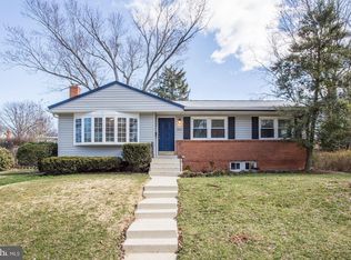 13715 Woodlark Dr, Rockville, MD 20853